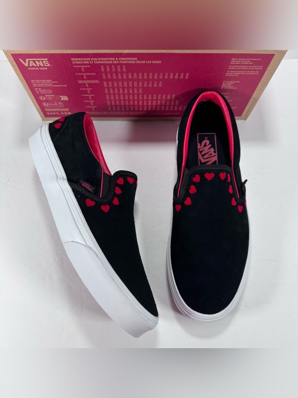 Vans Classic Slip-On Hearts Black Red Skate Shoe Sneakers Women 9 Men 7.5